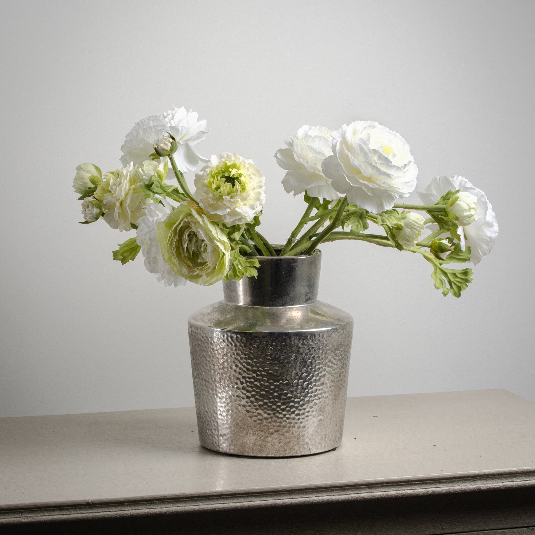 White or pink faux ranunculus flower stem by Sable Homeware, featuring realistic silk flowers suitable for home decor.