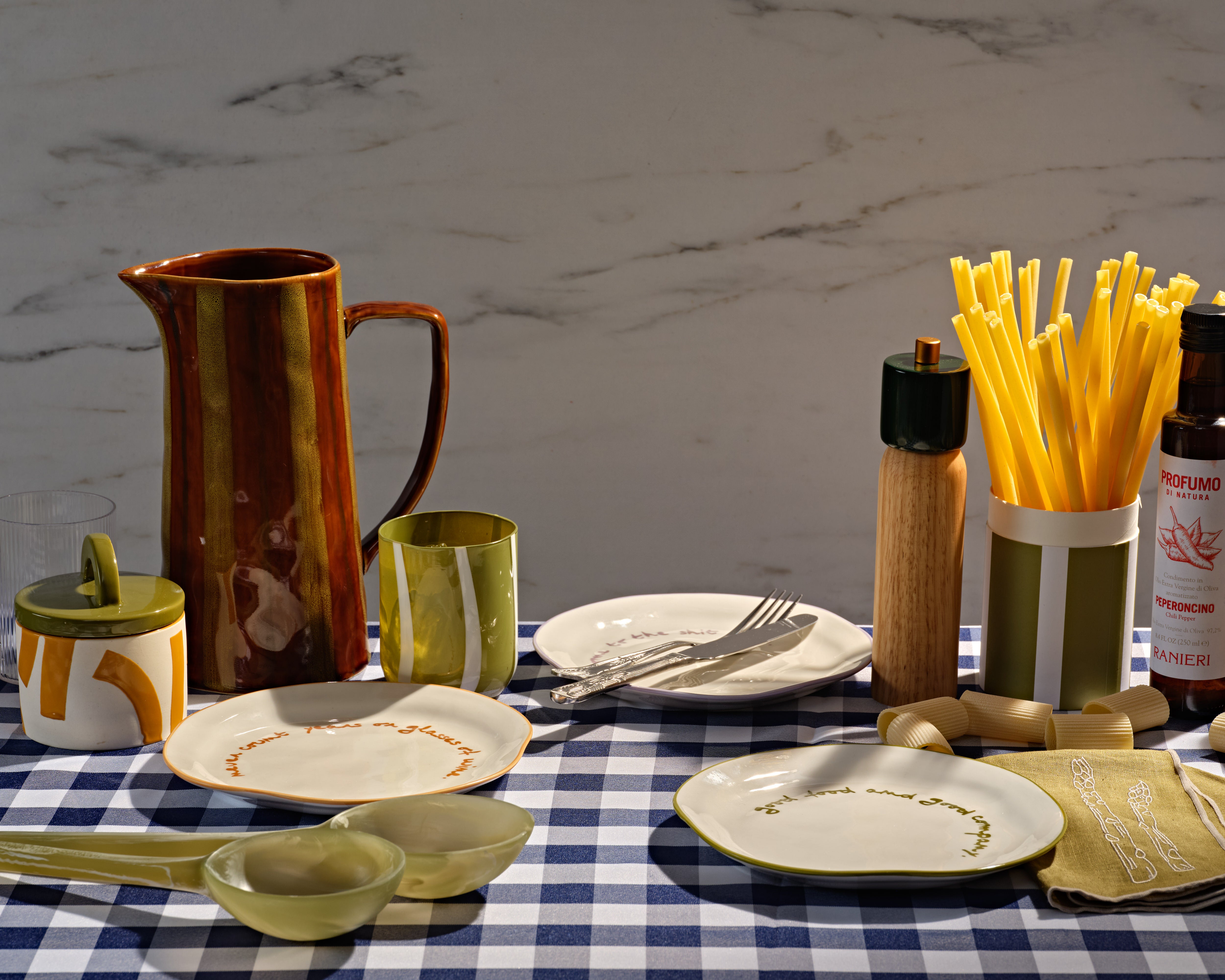 Sable Homeware Deluxe Salt & Pepper Grinder set on a table, showcasing stylish kitchen accessories with clear grinding mechanisms.