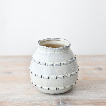 Soft grey tactile vase by Sable Homeware in two sizes, featuring a textured surface and modern design.