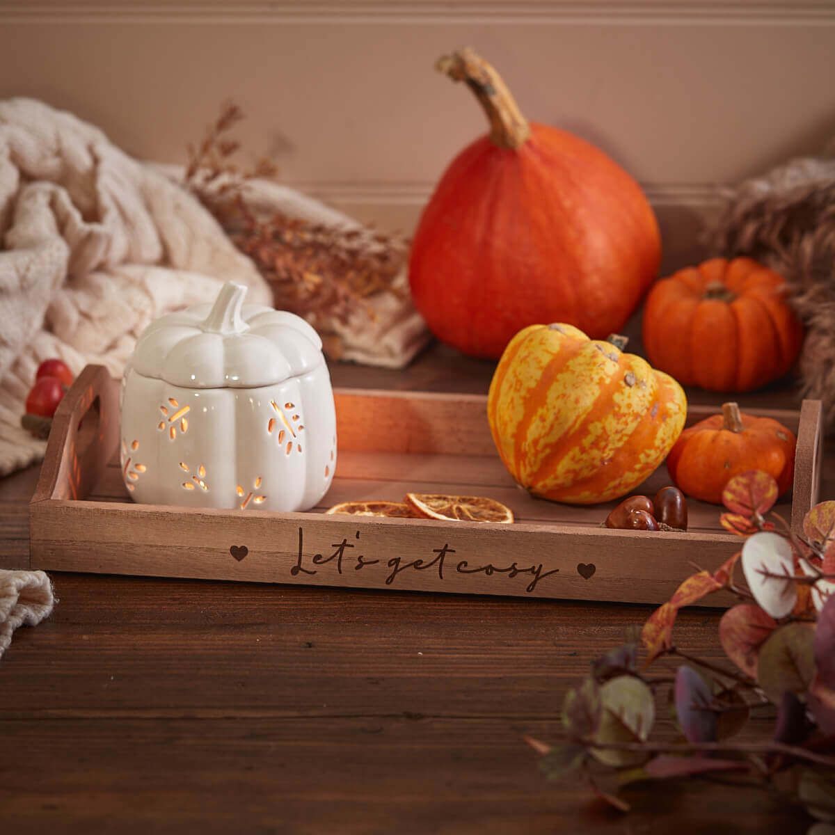 Shabbyquins Autumn Lets Get Cosy tray featuring a cozy autumn-themed design with warm colors and festive patterns.
