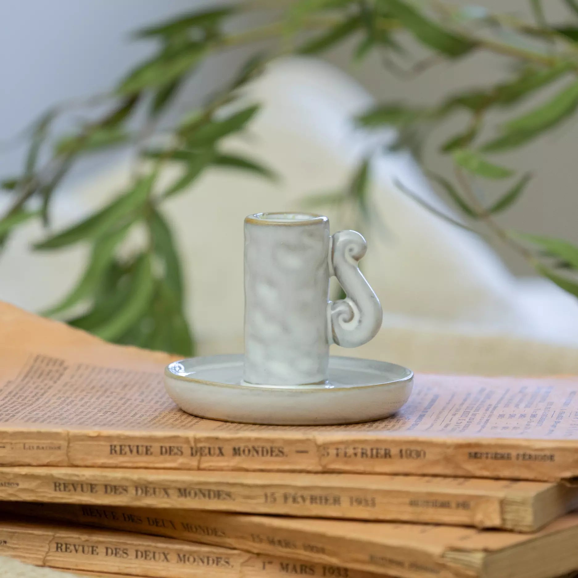 Gaverne Ceramic Candle Holder — Mizzle