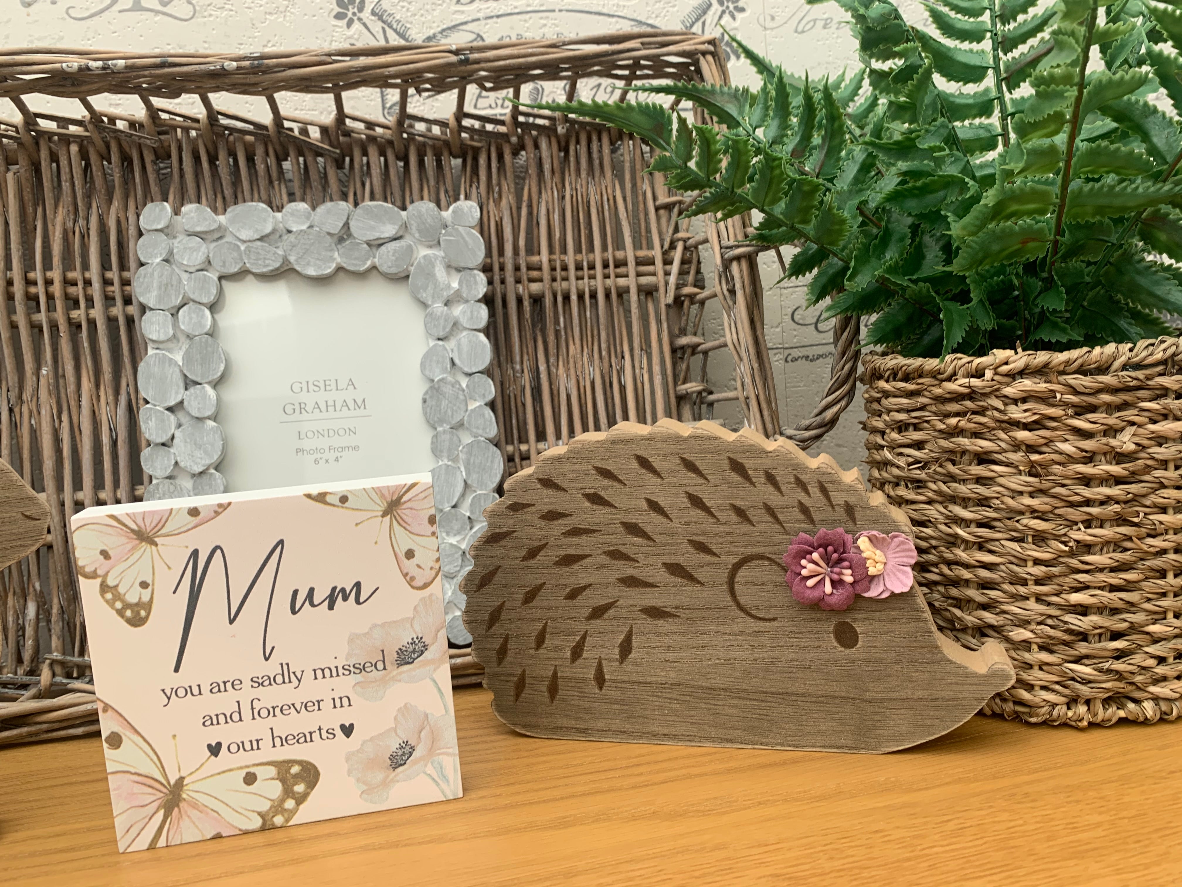 Shabbyquins Mum Memory Block plaque with heartfelt message, decorative wooden sign for Mother's Day or special keepsake.