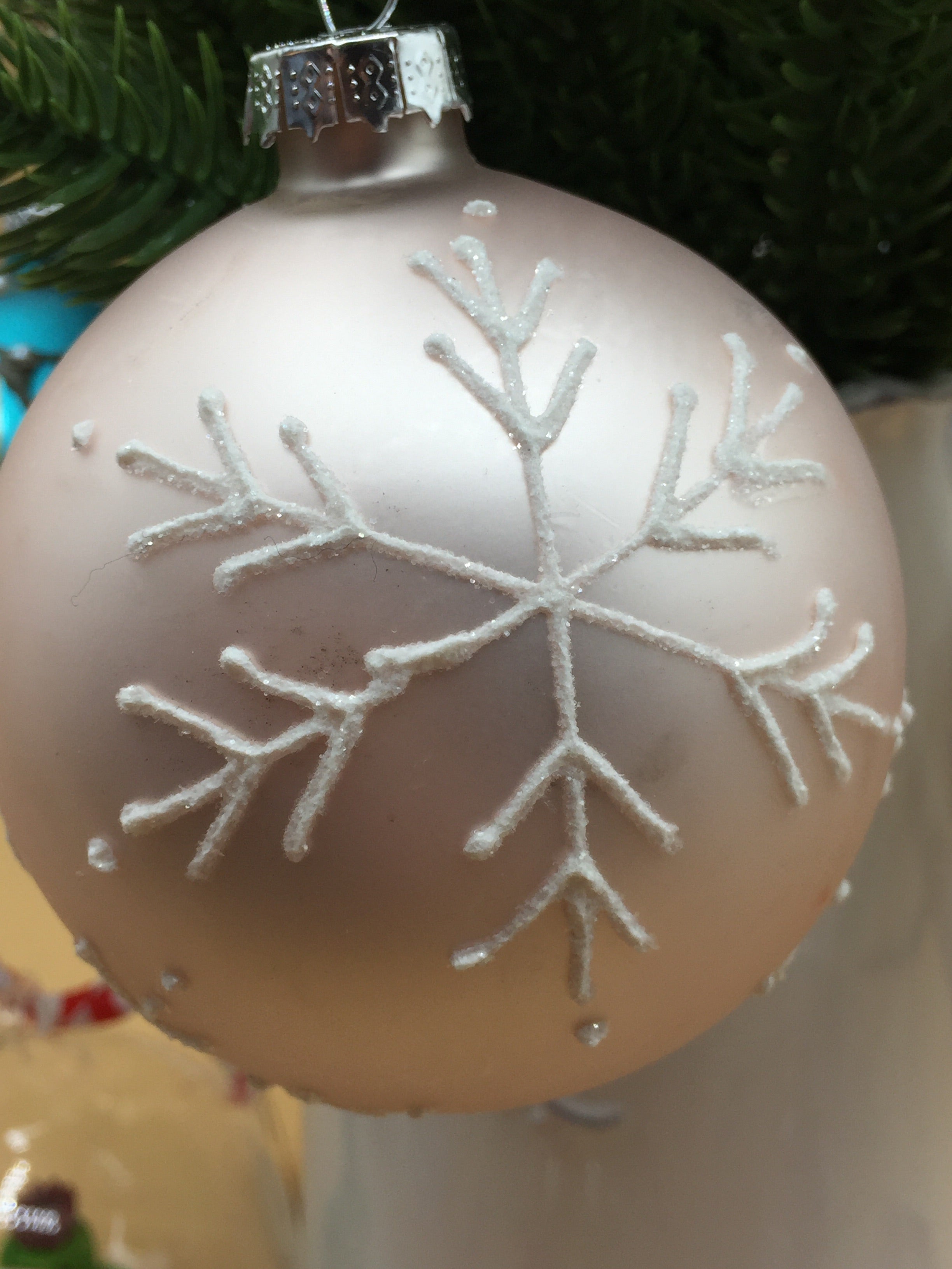 Pink Snowflake Bauble - Shabbyquins