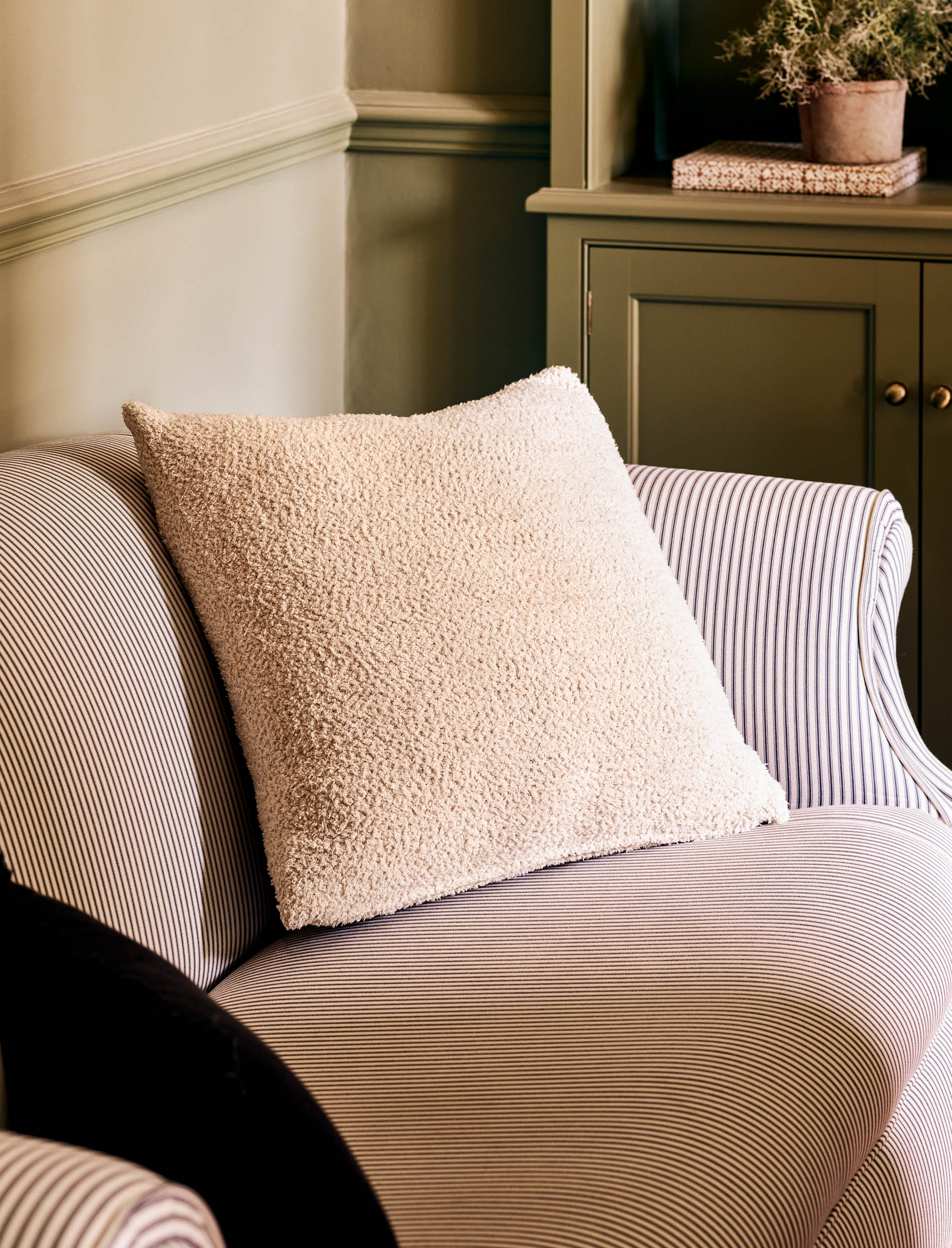 Ivory Boucle Cushion 50x50cms