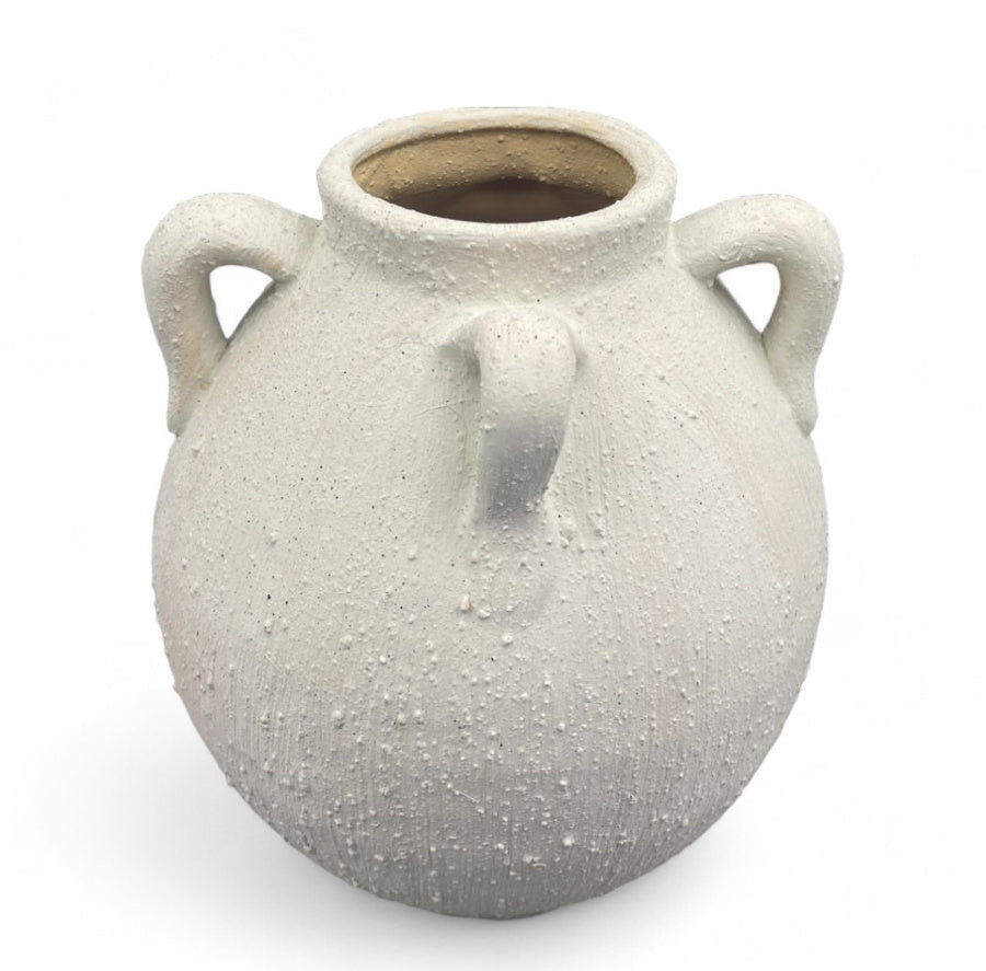 White textured Toby vase by Sable Homeware in two sizes, showcasing its elegant design and smooth finish.