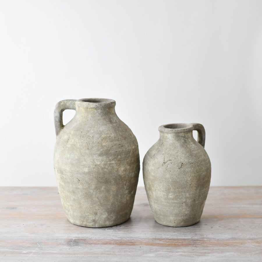 Rustic neutral Sabrina vase by Sable Homeware in two sizes, featuring textured ceramic with a matte finish.
