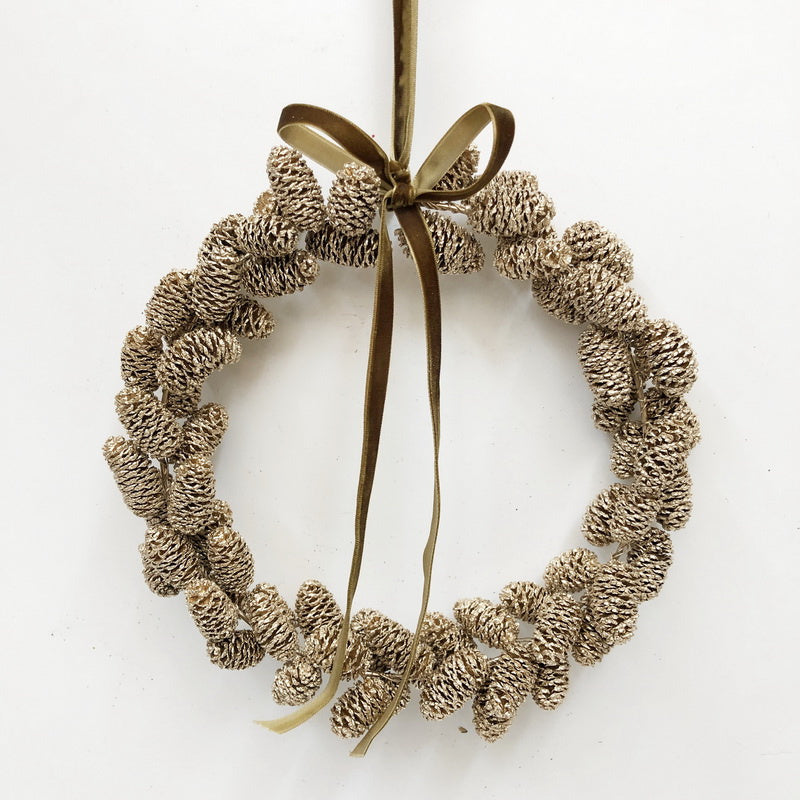 Champagne Pinecone Christmas Wreath – 24cm