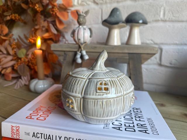 Sable Homeware LED Halloween pumpkin house with illuminated windows and spooky design, perfect for festive decorations.