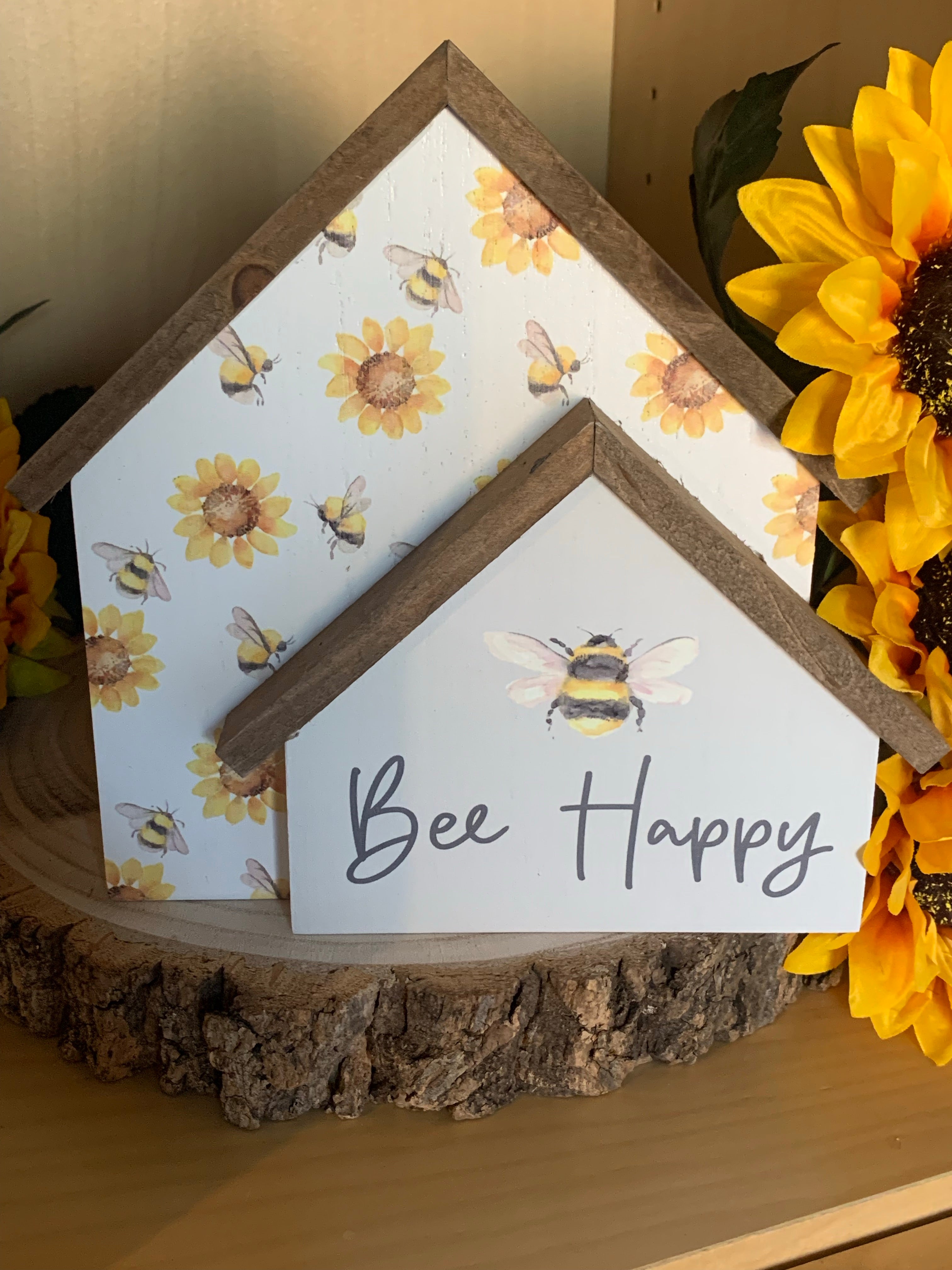 Sunflower Bee Double House Block - Shabbyquins