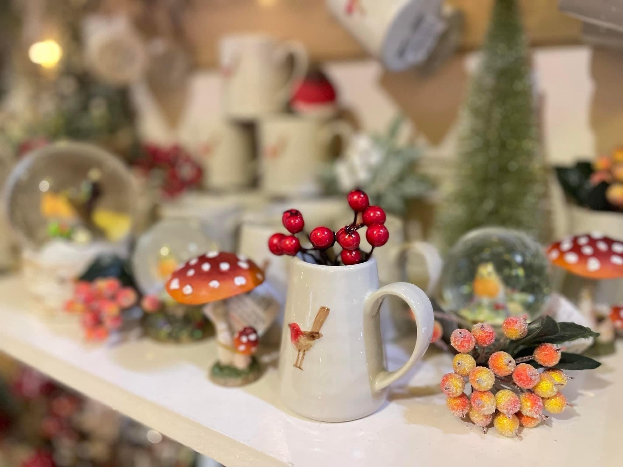 Sable Homeware ceramic mini Christmas mug featuring a robin design, perfect for holiday beverages and festive decor.